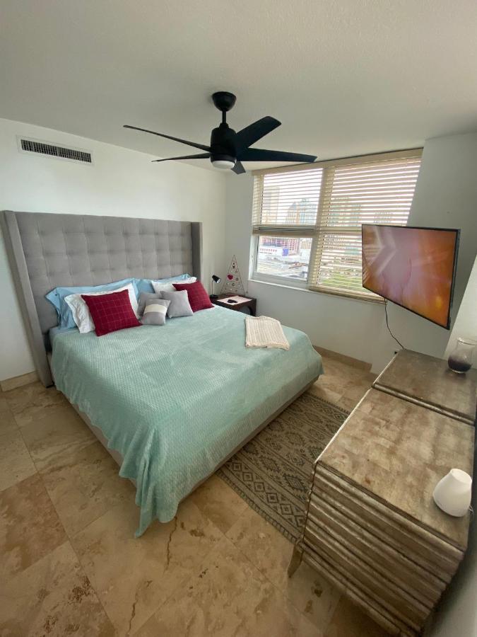 Comfortable Room In The Brickell City Center Area Маямі Екстер'єр фото