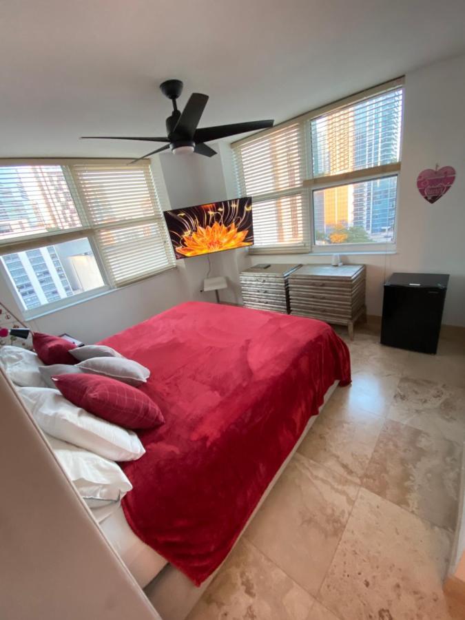 Comfortable Room In The Brickell City Center Area Маямі Екстер'єр фото