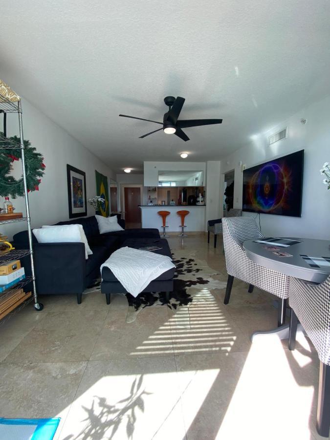 Comfortable Room In The Brickell City Center Area Маямі Екстер'єр фото