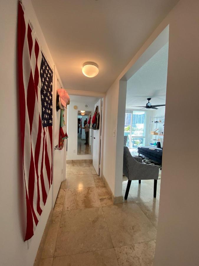 Comfortable Room In The Brickell City Center Area Маямі Екстер'єр фото