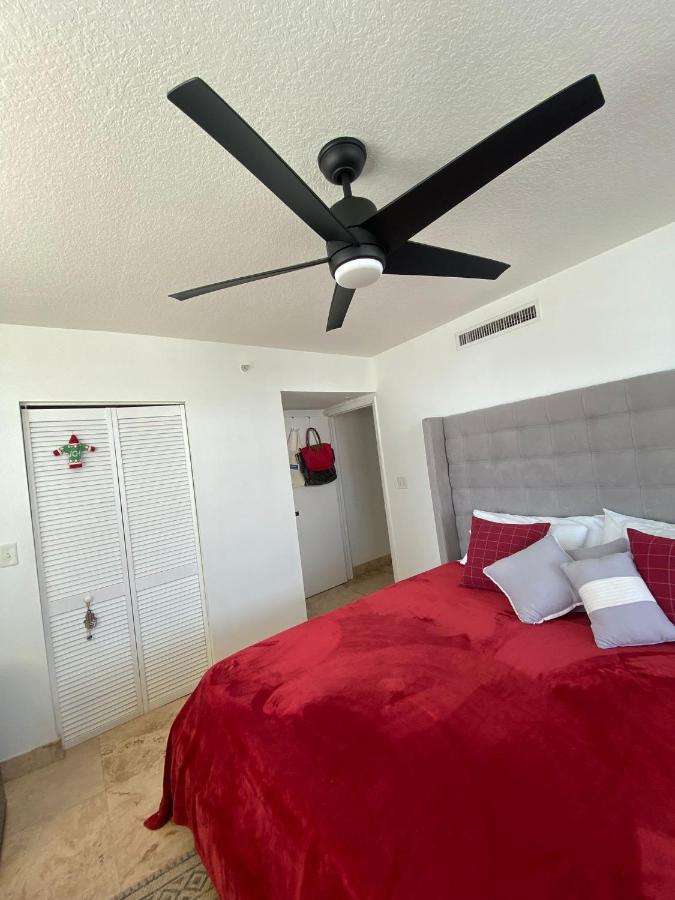Comfortable Room In The Brickell City Center Area Маямі Екстер'єр фото